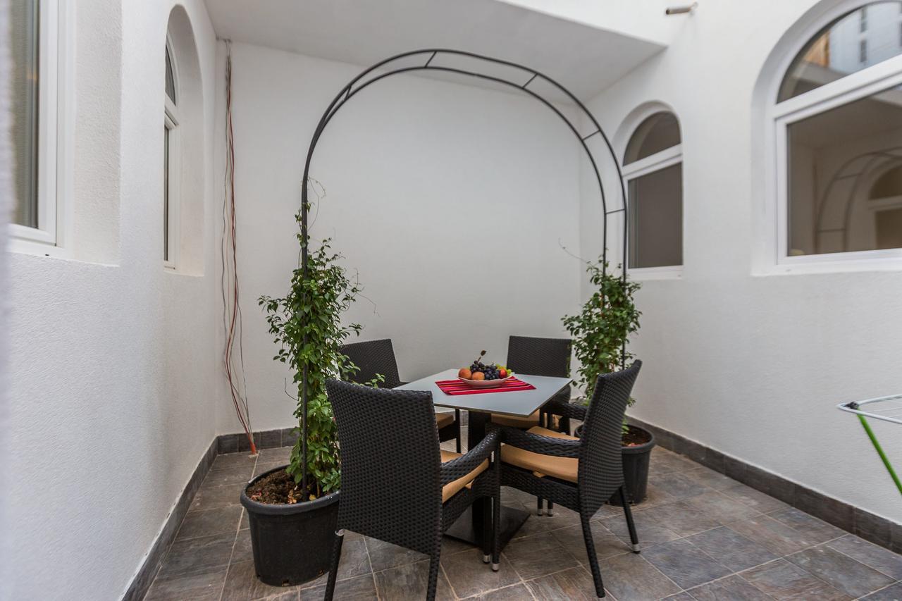 Villa Ljubica Pakostane Luaran gambar