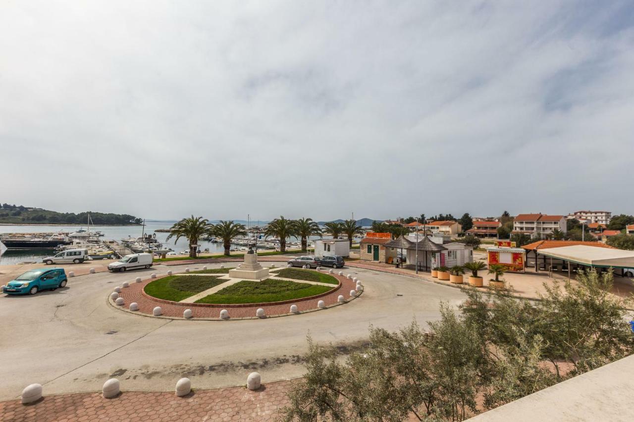 Villa Ljubica Pakostane Luaran gambar